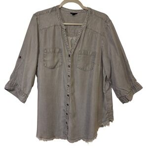 Torrid Women's Chambray Button Front Top 2X Raw Hem Utility Pockets Roll Sleeve